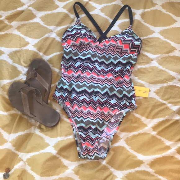Lole Other - Lole NWT scoop back swim suit